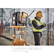DCE0825D1G Aku křížový a pětibodový laser, 10.8 V, 2,0 Ah, zelený paprsek, 20-50 m, DeWALT + kufr Náhled