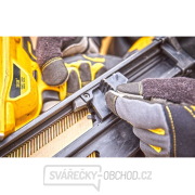 AKU hřebíkovačka DeWALT DCN930N 18V, bez aku a nabíječky Náhled
